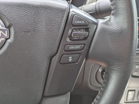 Used 2025 Nissan Frontier SL AWD/4WD image 27