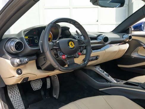 Used 2021 Ferrari 812 GTS RWD image 33