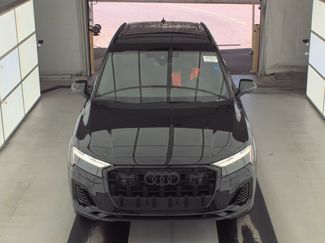 Used 2025 Audi Q7 3.0T Prestige video 2