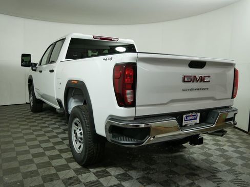 New 2025 GMC Sierra 3500 Pro image 4