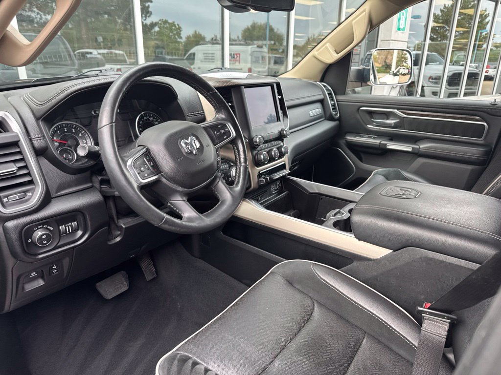 Used 2019 RAM 1500 Laramie AWD/4WD image 12