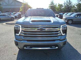 Used 2026 Chevrolet Silverado 2500 High Country w/ High Country Premium Package AWD/4WD video 2