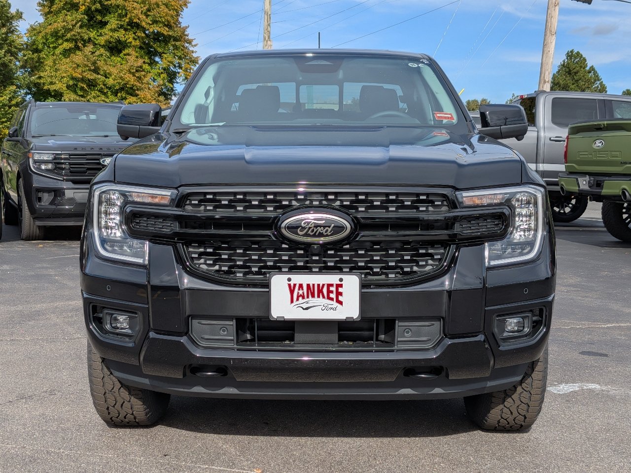 New 2026 Ford Ranger Lariat w/ Black Appearance Package AWD/4WD image 9