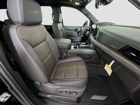 New 2026 Chevrolet Tahoe High Country AWD/4WD image 30