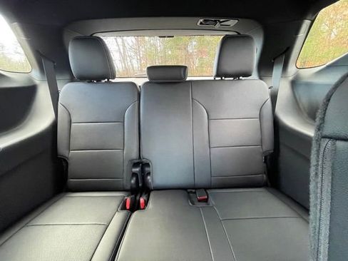 New 2026 Chevrolet Traverse LT w/ Midnight/Sport Edition image 21