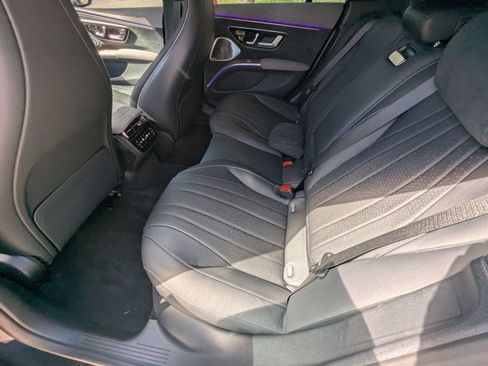 Used 2024 Mercedes-Benz EQS 580 4MATIC Sedan image 20