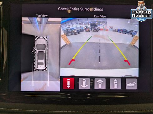 Used 2022 Chrysler Pacifica Limited image 14