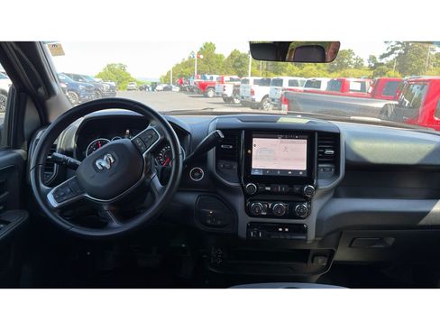 Used 2025 RAM 2500 Tradesman w/ Chrome Appearance Group AWD/4WD image 9