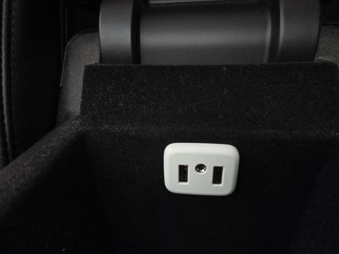 Used 2018 Cadillac XT5 Premium Luxury image 32