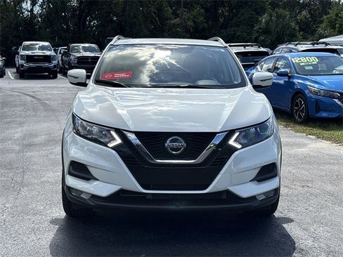 Certified 2021 Nissan Rogue Sport SV image 3