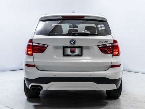 Used 2017 BMW X3 xDrive28i image 6