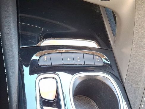 Used 2023 Buick Envision Essence image 24