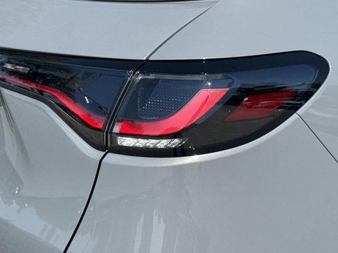 Certified 2026 Honda HR-V EX-L image 28