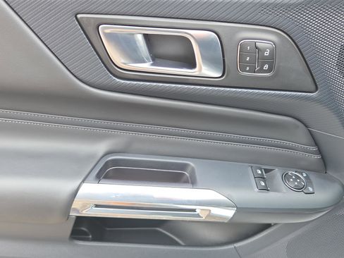 Used 2024 Ford Mustang GT Premium image 18