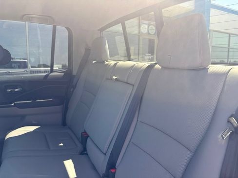Used 2017 Honda Ridgeline RTL-E image 41