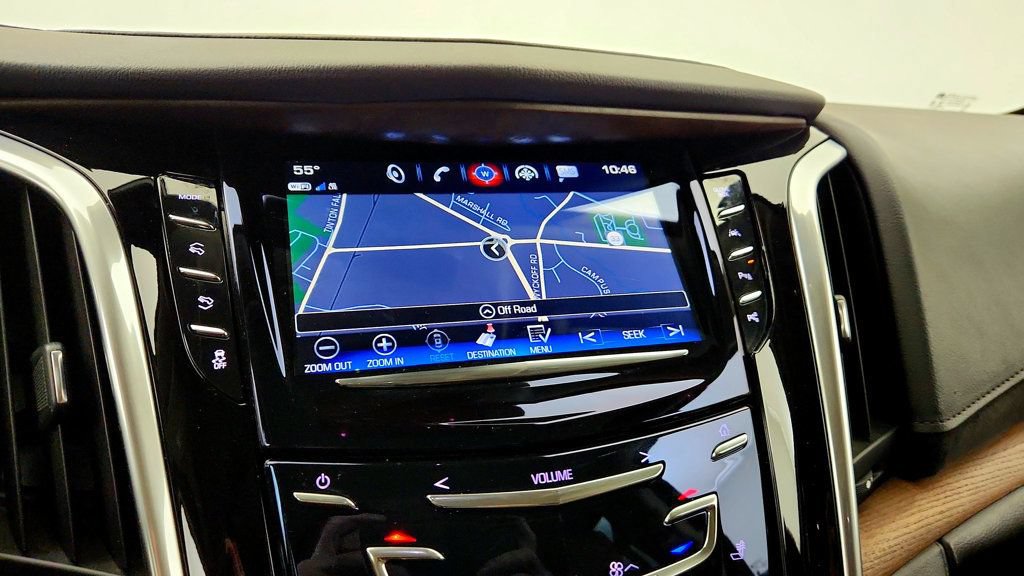 Used 2020 Cadillac Escalade Premium Luxury AWD/4WD image 18