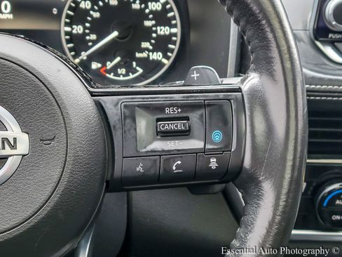 Used 2021 Nissan Rogue SV w/ Premium Package image 19