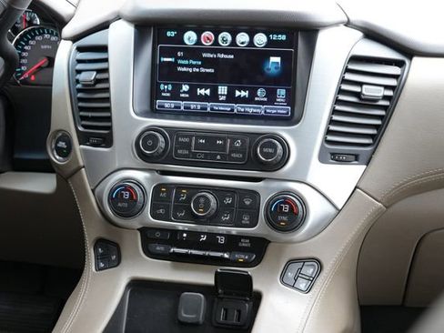 Used 2020 GMC Yukon XL SLT w/ Open Road Package RWD image 17