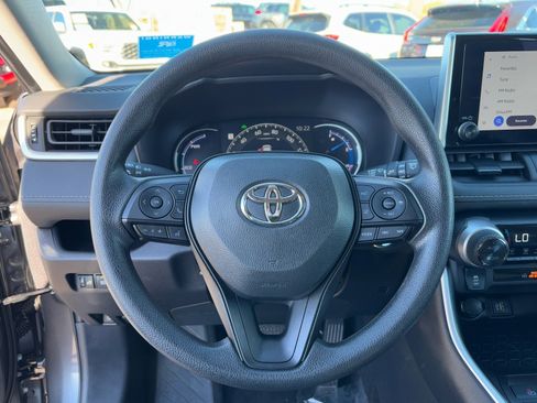 Certified 2025 Toyota RAV4 XLE image 21