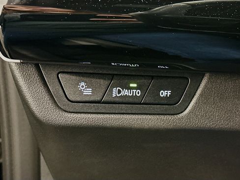 Used 2025 BMW X1 xDrive28i image 17