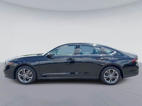 Certified 2023 Honda Accord EX image 7