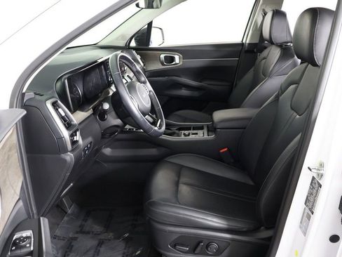 Used 2023 Kia Sorento EX w/ Panoramic Sunroof Package FWD image 32