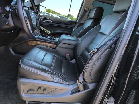 Used 2015 GMC Yukon XL Denali w/ Touring Package AWD/4WD image 15