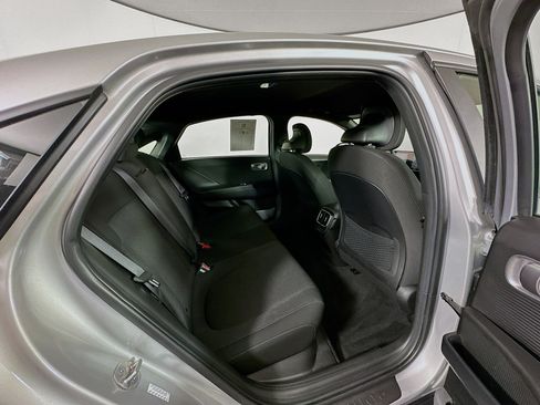 Used 2024 Hyundai Ioniq 6 SE RWD image 30