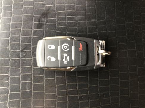 Used 2019 RAM 2500 Limited w/ Cold Weather Group AWD/4WD image 24