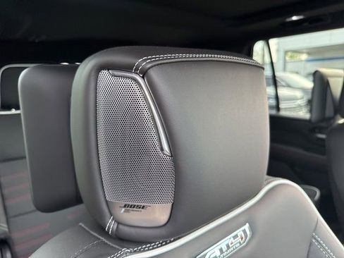 Used 2025 GMC Yukon AT4 Ultimate w/ LPO, Floor Liner Package AWD/4WD image 18