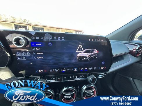 Used 2024 Chevrolet Blazer EV RS image 38