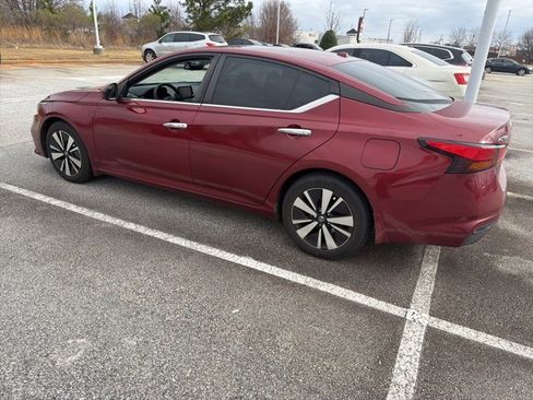 Used 2022 Nissan Altima 2.5 SV image 8