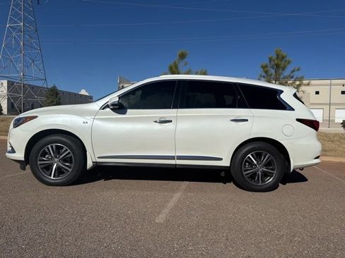 Used 2020 INFINITI QX60 Luxe w/ Essential Package image 9