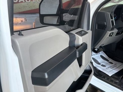Used 2022 Ford F350 XL w/ Power Equipment Group image 24