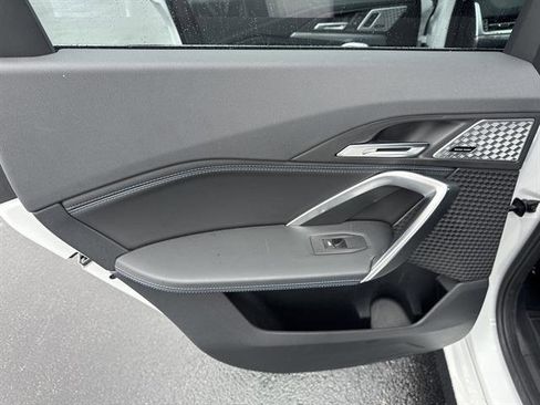 Used 2025 BMW X1 xDrive28i w/ Premium Package image 15