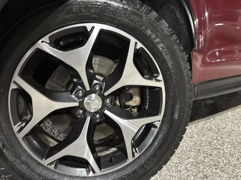 Used 2014 Subaru Forester 2.0XT Touring w/ Popular Package #2 image 9