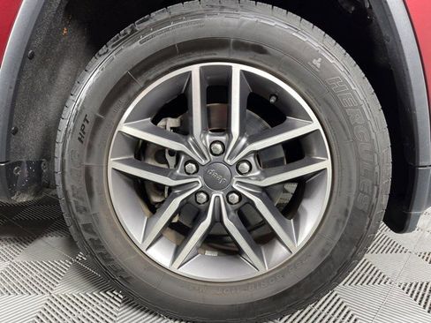 Used 2020 Jeep Grand Cherokee Limited AWD/4WD image 11