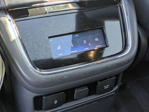 Used 2024 Lincoln Navigator Reserve image 21