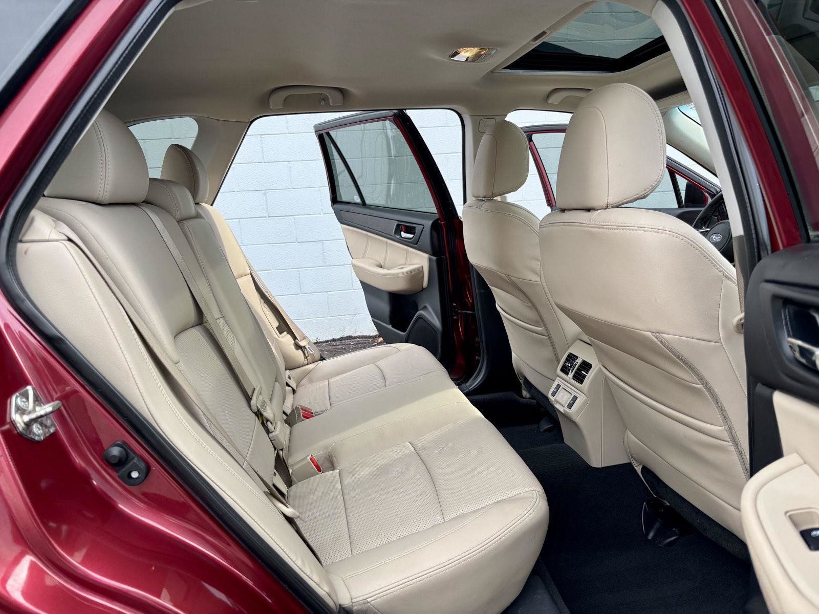 Used 2019 Subaru Outback 3.6R Limited AWD/4WD image 9