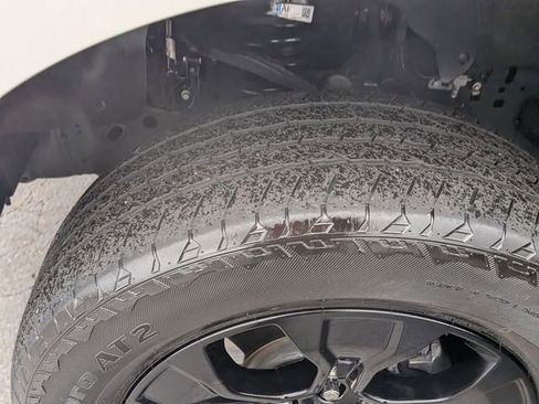 Used 2023 Ford F150 Lariat w/ Equipment Group 502A High image 11