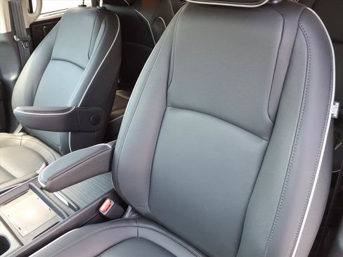 Used 2026 Honda Odyssey Touring image 19