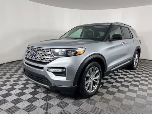 Used 2023 Ford Explorer Limited image 5