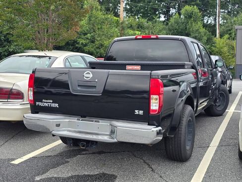 Used 2008 Nissan Frontier SE w/ SE Value Truck Pkg RWD image 9