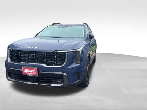 Used 2024 Kia Sorento SX image 3