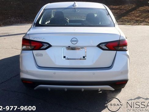New 2025 Nissan Versa SV image 6