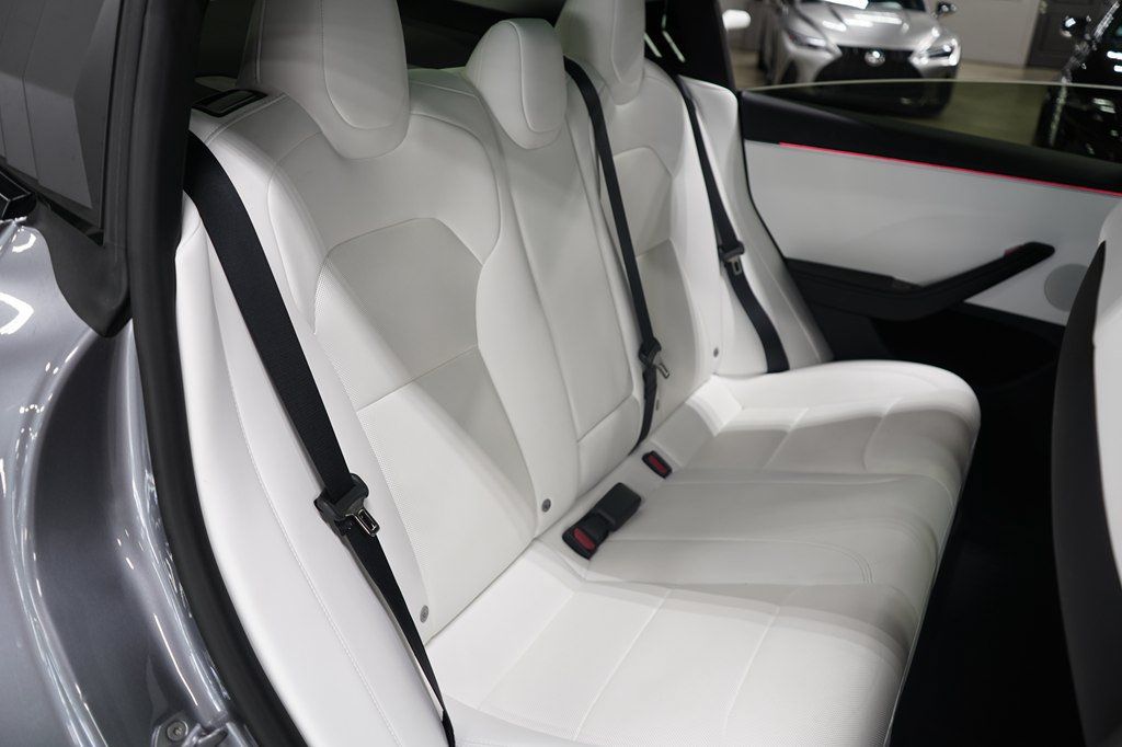 Used 2025 Tesla Model 3 Long Range RWD image 25