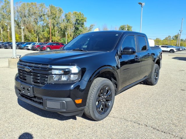 Certified 2024 Ford Maverick Lariat w/ Black Appearance Package FWD image 3