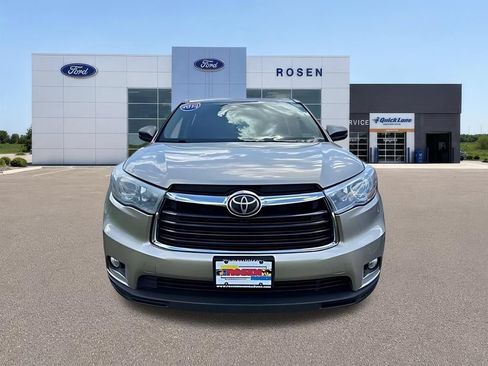 Used 2014 Toyota Highlander Limited Platinum AWD/4WD image 2