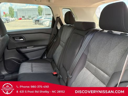 Certified 2025 Nissan Rogue SV AWD/4WD image 27