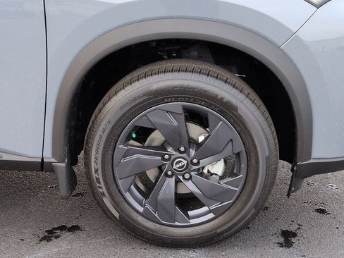 New 2026 Nissan Rogue SV FWD image 10